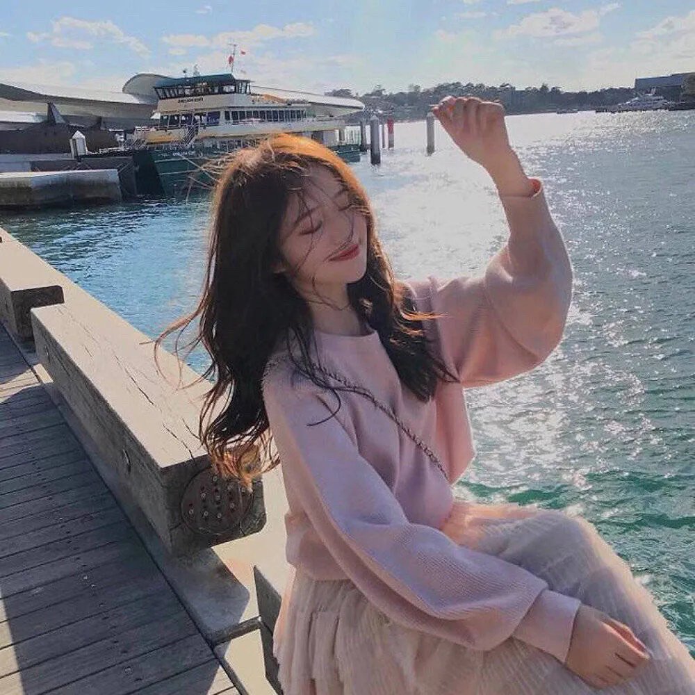 风流世界海报