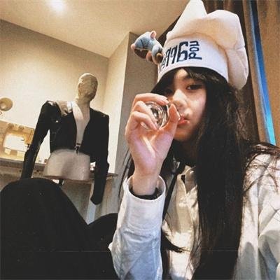发现女巫 第一季海报